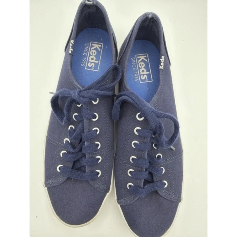 Keds Champion Navy‎ Blue Canvas Sneakers Womens 7 US Lace Up Casual.        1679